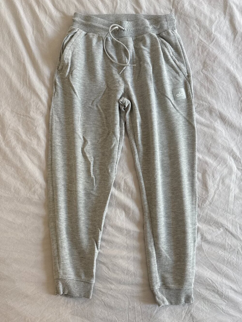 Alo Yoga Microwaffle Fast Break Jogger - Heather Grey